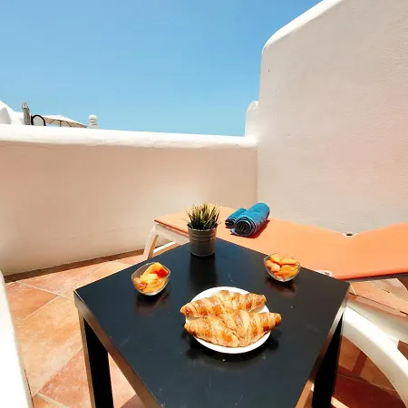 Adeje Paradise Junior Ocean Views And Heated Pool 阿德耶